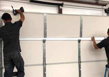 overhead garage door repair in Palos Verdes Estates